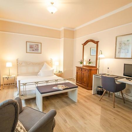 Hofgut Dippelshof Hotel- Und Restaurant Kg Mühltal المظهر الخارجي الصورة